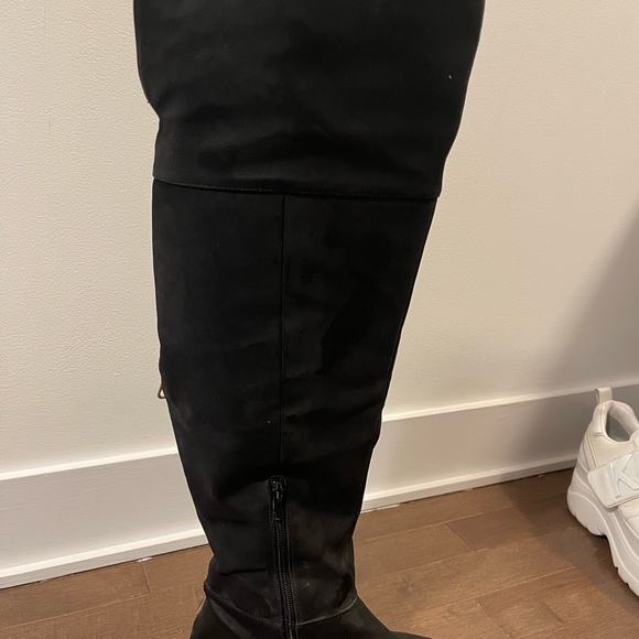 STEVE MADDEN Tall Black Suede Boots - Picture 3 of 5